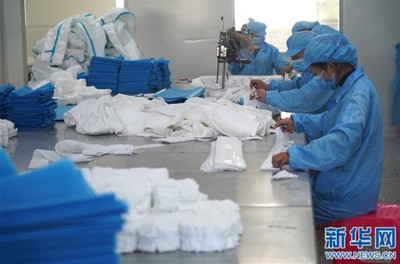江西:開足馬力生產(chǎn)防護用品 全力保障市場供應(yīng)