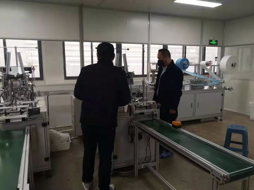 南寧兩企業開足馬力生產防護用品 急招兩百多名工人